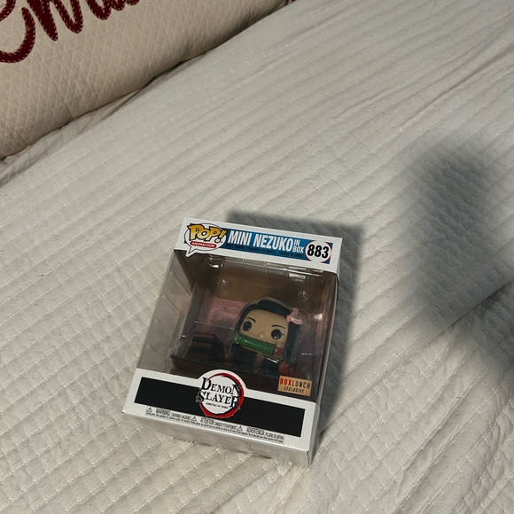 Nezuko demon slayer funko pop - Picture 2 of 5